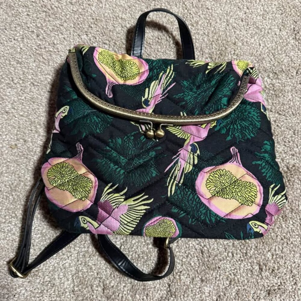 Waimea Bay Kiss Lock Backpack